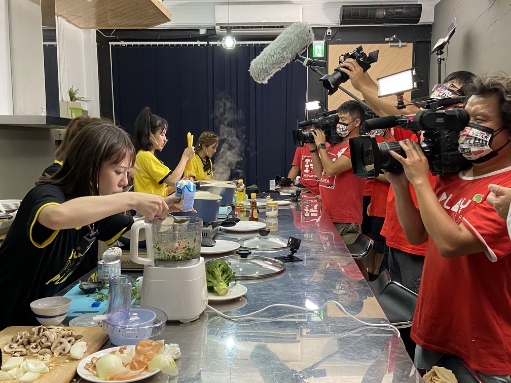 你好哇寓所娛樂 - 專屬電動麻將桌與交誼廳